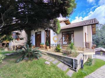Casa à venda em Santa Elisa, Nova Friburgo - RJ
