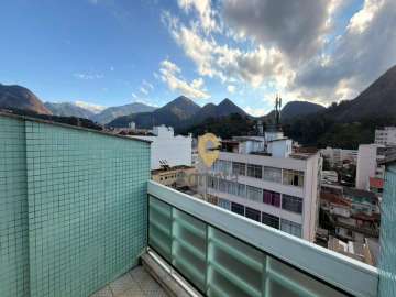 Apartamento à venda em Centro, Nova Friburgo - RJ