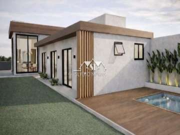 Casa à venda em Cascatinha, Nova Friburgo - RJ