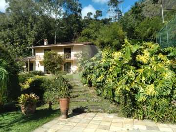 Casa à venda em Araras, Petrópolis - RJ