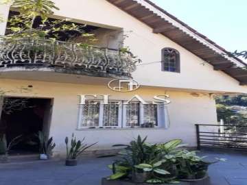 Casa à venda em Quarteirão Ingelheim, Petrópolis - RJ