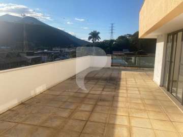 Cobertura à venda em Itaipava, Petrópolis - RJ