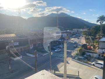 Cobertura à venda em Itaipava, Petrópolis - RJ