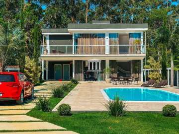 Casa à venda em Fazenda Suiça, Teresópolis - RJ