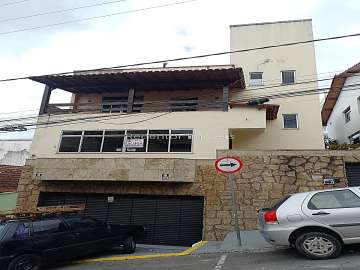 Casa à venda em Centro, Juiz de Fora - MG