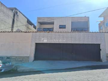 Apartamento à venda em Bonfim, Juiz de Fora - MG