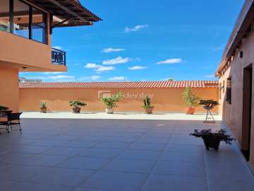Casa à venda em Jardim Laranjeiras, Juiz de Fora - MG