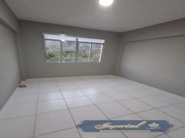 Kitnet / Conjugado para alugar em Centro, Petrópolis - RJ