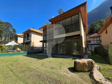 Casa à venda em Fazenda Inglesa, Petrópolis - RJ