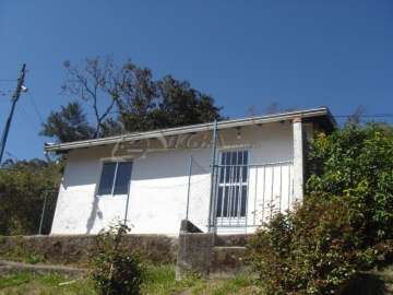 Casa para alugar em Carangola, Petrópolis - RJ