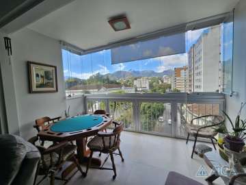 Apartamento à venda em Centro, Petrópolis - RJ