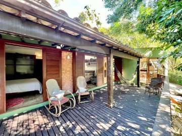 Casa à venda em Itaipava, Petrópolis - RJ