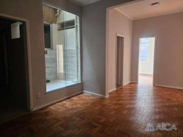 Apartamento à venda em Centro, Petrópolis - RJ