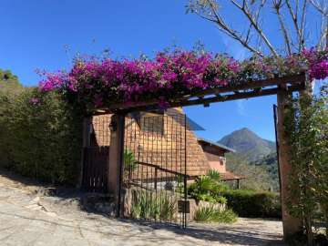 Casa à venda em Corrêas, Petrópolis - RJ