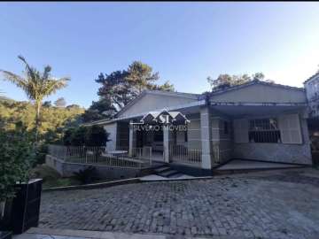 Casa à venda em Fazenda Inglesa, Petrópolis - RJ