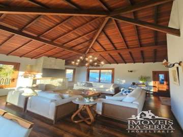 Casa à venda em Pedro do Rio, Petrópolis - RJ