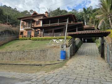 Casa à venda em Nogueira, Petrópolis - RJ