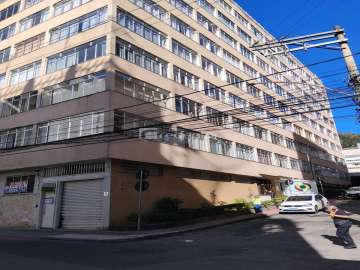 Apartamento para alugar em Centro, Juiz de Fora - MG