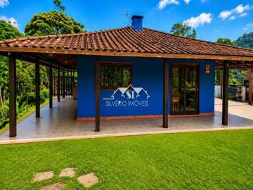 Casa à venda em Fazenda Inglesa, Petrópolis - RJ