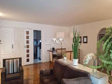 Apartamento à venda em Centro, Petrópolis - RJ