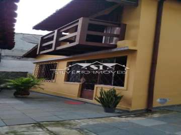Casa à venda em Bingen, Petrópolis - RJ