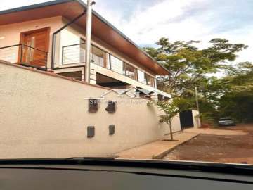 Casa à venda em Nogueira, Petrópolis - RJ