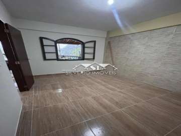Casa para alugar em Mosela, Petrópolis - RJ