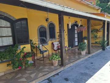 Casa à venda em Roseiral, Petrópolis - RJ