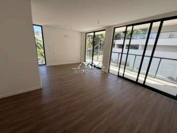 Apartamento à venda em Itaipava, Petrópolis - RJ