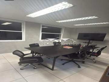 Sala para alugar em Quarteirão Brasileiro, Petrópolis - RJ