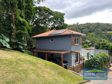 Casa à venda em Itaipava, Petrópolis - RJ