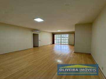 Apartamento para alugar em Itaipava, Petrópolis - RJ