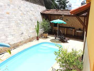 Casa à venda em São Mateus, Juiz de Fora - MG