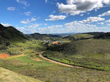 Terreno Residencial à venda em Granjeamento Colinas do Sol, Juiz de Fora - MG