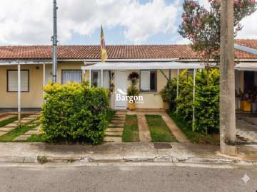 Casa à venda em Serra D
