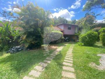 Casa à venda em Itaipava, Petrópolis - RJ