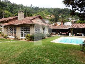 Casa à venda em Nogueira, Petrópolis - RJ