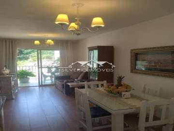 Apartamento à venda em Nogueira, Petrópolis - RJ