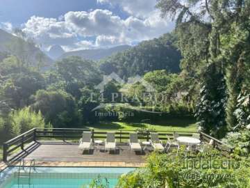 Casa à venda em Itaipava, Petrópolis - RJ