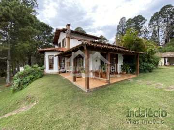 Casa à venda em Itaipava, Petrópolis - RJ