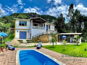 Casa à venda em Areal, Petrópolis - RJ