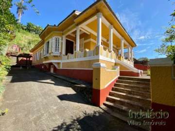Casa à venda em Coronel Veiga, Petrópolis - RJ