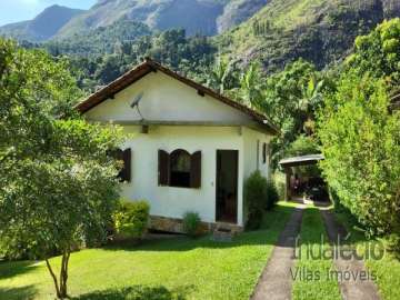 Casa à venda em Fazenda Inglesa, Petrópolis - RJ
