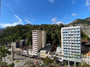 Apartamento à venda em Centro, Petrópolis - RJ