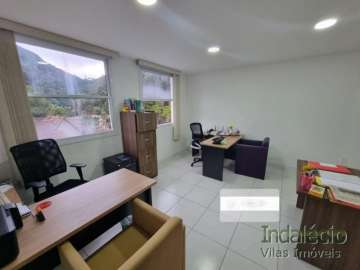 Sala à venda em Quarteirão Brasileiro, Petrópolis - RJ