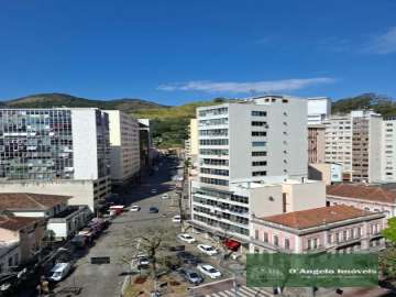 Apartamento à venda em Centro, Petrópolis - RJ