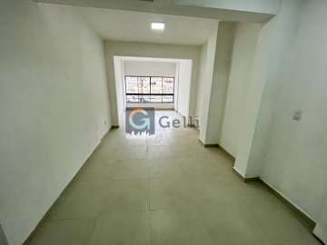 Sala para alugar em Centro, Petrópolis - RJ