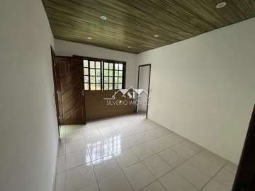 Casa para alugar em Samambaia, Petrópolis - RJ