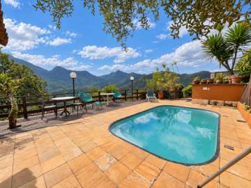 Casa à venda em Araras, Petrópolis - RJ