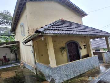 Casa à venda em Quitandinha, Petrópolis - RJ